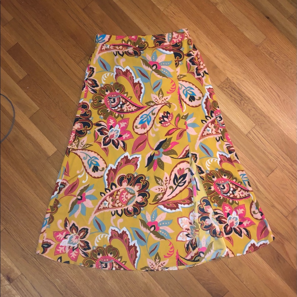 Loft skirt